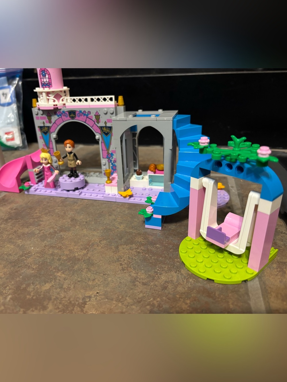 LEGO Disney Princess 43211 Aurora's Castle – 99% Complete w/ Instructions - Picture 3 of 10